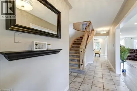 20 Derbyshire Street Ancaster ON L9G 4X9