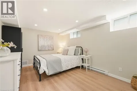 391 Timlock Place Waterloo ON N2K 3J1