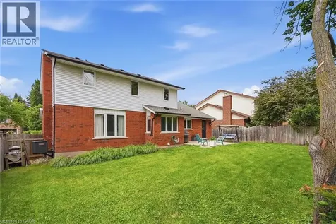 391 Timlock Place Waterloo ON N2K 3J1