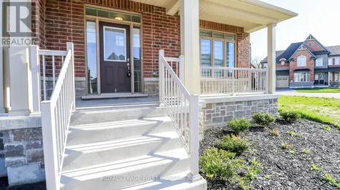 58 Sanford Circle Springwater (centre Vespra) ON L9X 2A9
