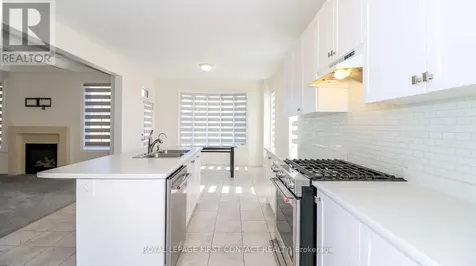 58 Sanford Circle Springwater (centre Vespra) ON L9X 2A9