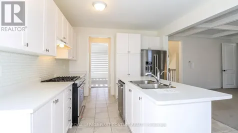 58 Sanford Circle Springwater (centre Vespra) ON L9X 2A9