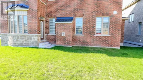 58 Sanford Circle Springwater (centre Vespra) ON L9X 2A9