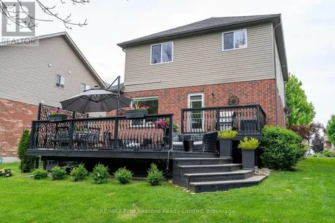 37 Chamberlain Crescent Collingwood ON L9Y 0C9