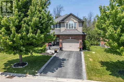 37 Chamberlain Crescent Collingwood ON L9Y 0C9