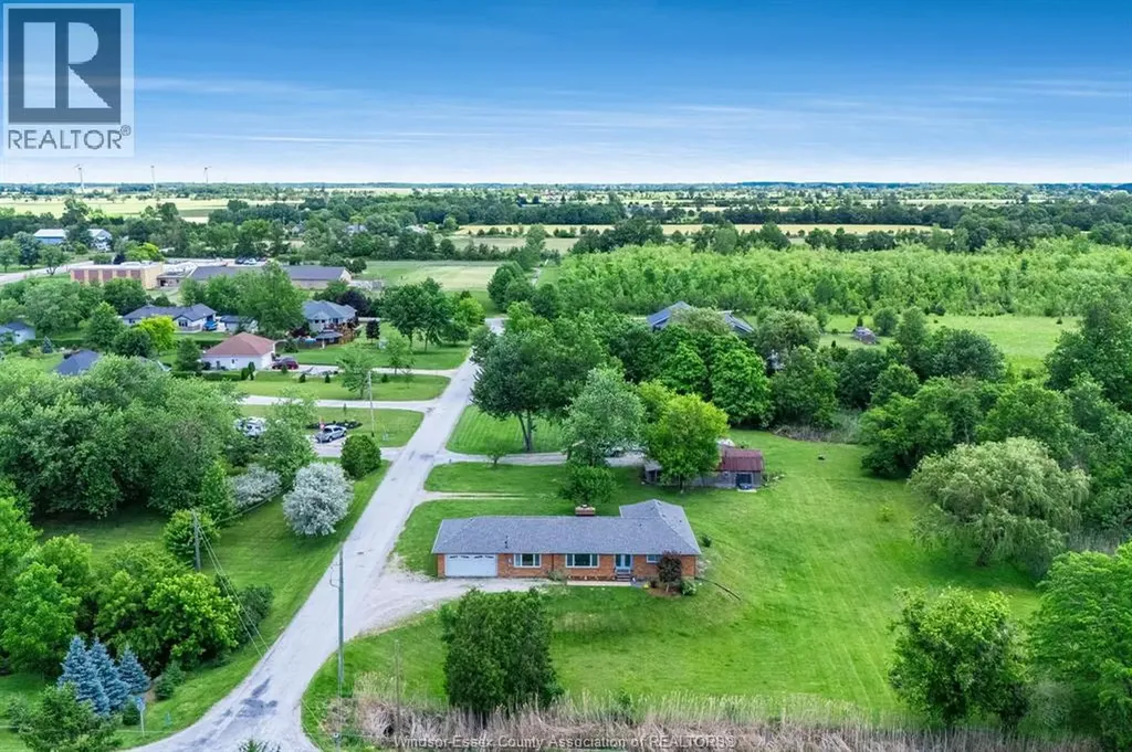 1235 Gesto Sideroad Essex ON N8M 2X6