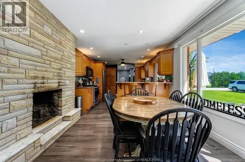 1235 Gesto Sideroad Essex ON N8M 2X6