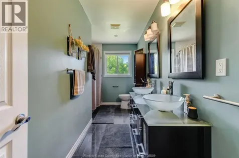 1235 Gesto Sideroad Essex ON N8M 2X6