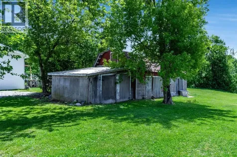1235 Gesto Sideroad Essex ON N8M 2X6