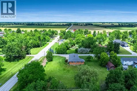 1235 Gesto Sideroad Essex ON N8M 2X6