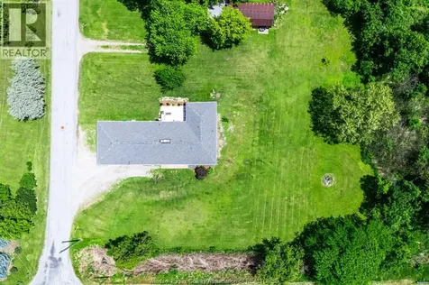 1235 Gesto Sideroad Essex ON N8M 2X6