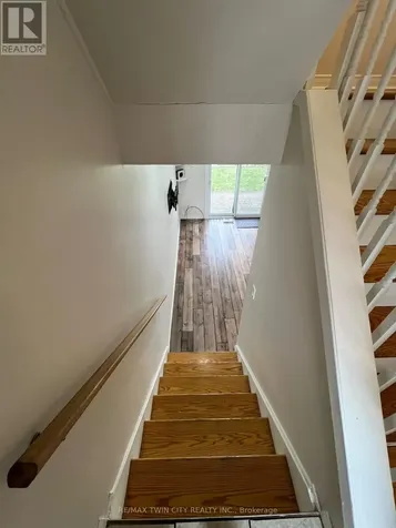 211 Veronica Drive Kitchener ON N2A 2R8