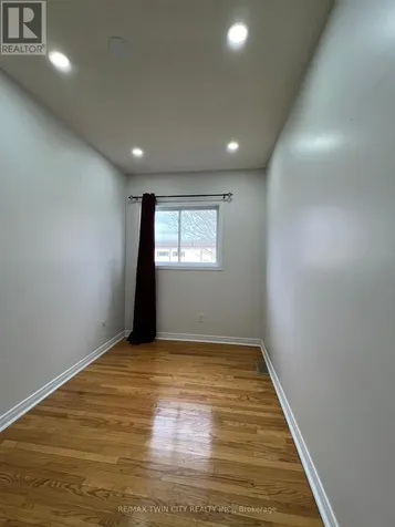 211 Veronica Drive Kitchener ON N2A 2R8
