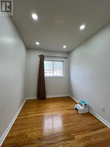 211 Veronica Drive Kitchener ON N2A 2R8