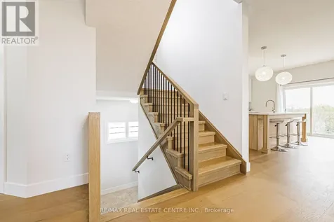 546 Benninger Drive Kitchener ON N2E 0C9
