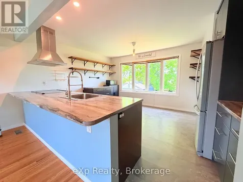 706 Brownell Drive Kincardine ON N2Z 1N4