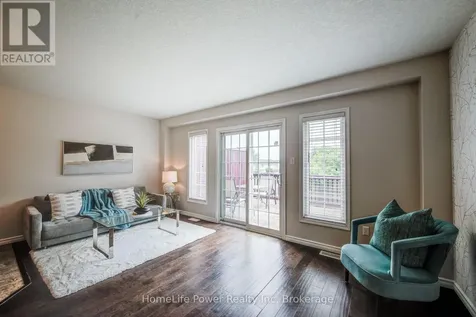 208 Featherstone Crescent Kitchener ON N2R 1Z3