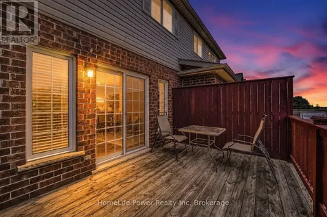 208 Featherstone Crescent Kitchener ON N2R 1Z3