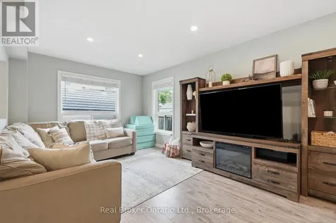 1381 Old Zeller Drive Kitchener ON N2A 0C6