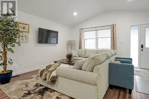 104 Greenwood Drive Bonfield ON P0H 1E0