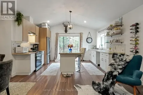 104 Greenwood Drive Bonfield ON P0H 1E0