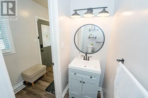 36 Marcy Crescent Cambridge ON N3C 4H5