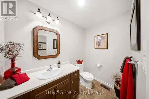 206 Meredith Way Chatsworth ON N0H 1G0