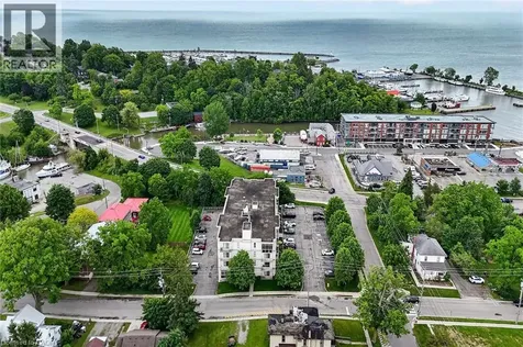 12 St Andrew Street Port Dover ON N0A 1N1