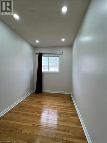 211 Veronica Drive Kitchener ON N2A 2R8
