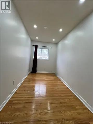 211 Veronica Drive Kitchener ON N2A 2R8