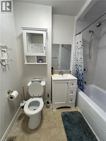 211 Veronica Drive Kitchener ON N2A 2R8