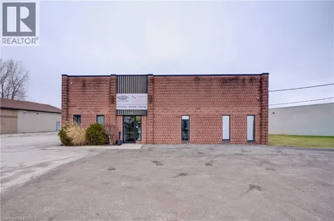 114 Easton Road Brantford ON N3P 1J5