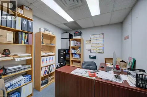 114 Easton Road Brantford ON N3P 1J5