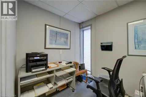 114 Easton Road Brantford ON N3P 1J5