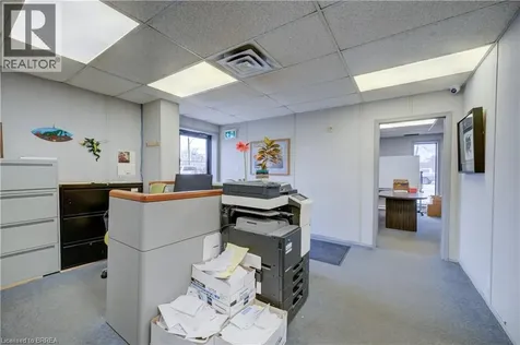 114 Easton Road Brantford ON N3P 1J5