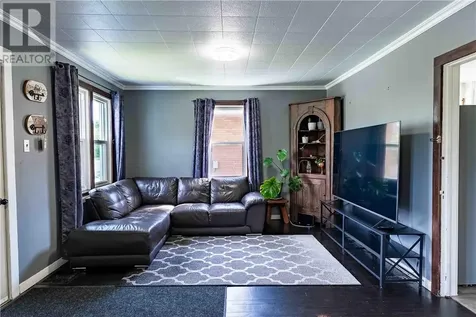 697 Ontario Street Sudbury ON P3E 4K8