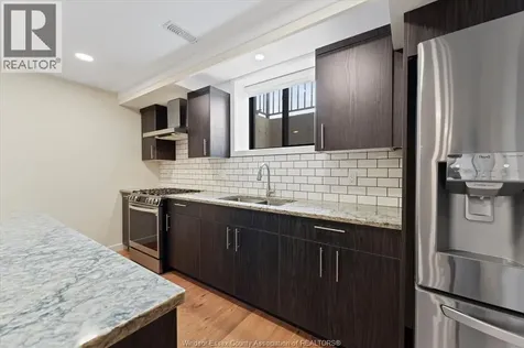 16 York Boulevard Kingsville ON N9Y 0E5