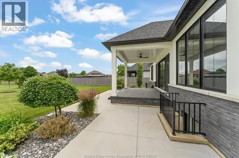 16 York Boulevard Kingsville ON N9Y 0E5