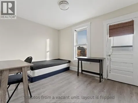 223 Gladstone Avenue Windsor ON N9A 2P6