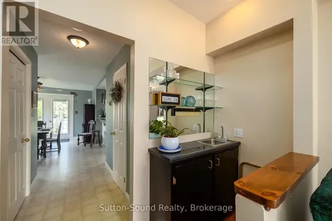1762 6th Avenue East Owen Sound ON N4K 2V8