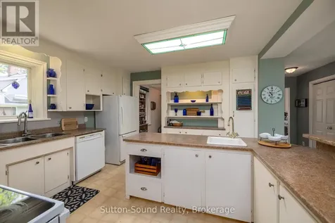 1762 6th Avenue East Owen Sound ON N4K 2V8