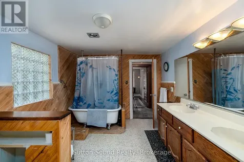1762 6th Avenue East Owen Sound ON N4K 2V8