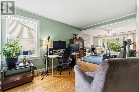 1272 Livingstone Avenue Ottawa ON K1H 7P8
