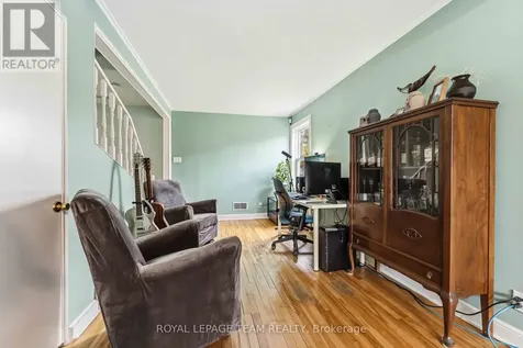 1272 Livingstone Avenue Ottawa ON K1H 7P8