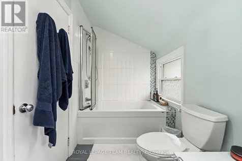 1272 Livingstone Avenue Ottawa ON K1H 7P8