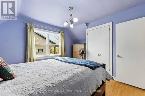1272 Livingstone Avenue Ottawa ON K1H 7P8