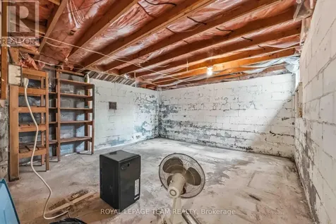 1272 Livingstone Avenue Ottawa ON K1H 7P8