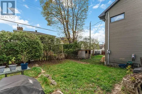 1272 Livingstone Avenue Ottawa ON K1H 7P8