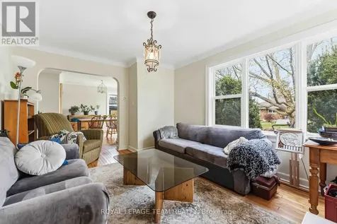 1272 Livingstone Avenue Ottawa ON K1H 7P8