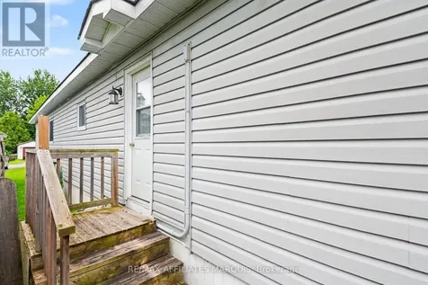 10 Saddle Avenue Rideau Lakes ON K7A 0J4